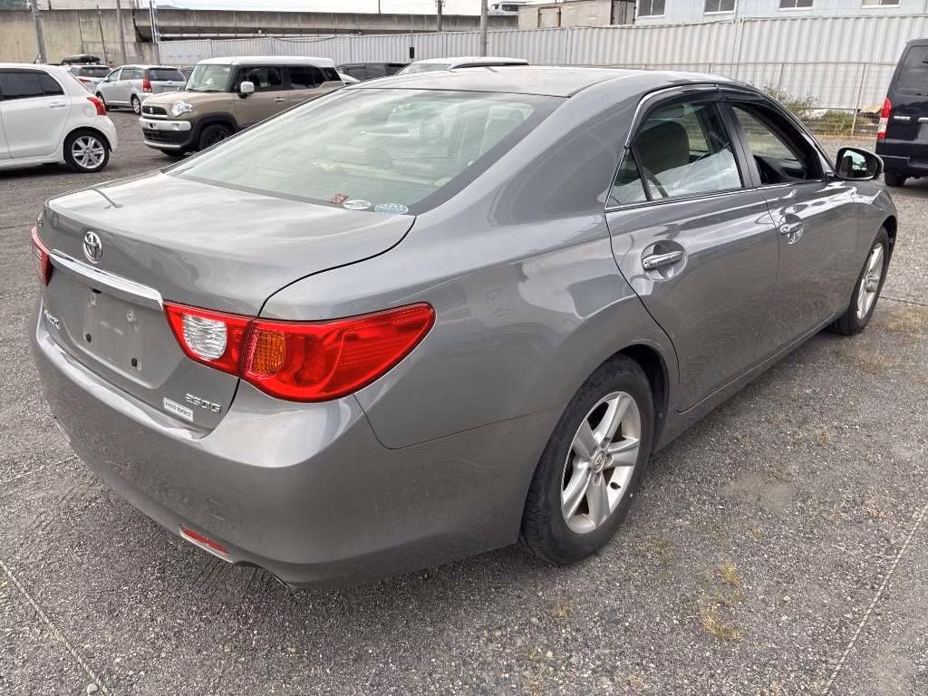 TOYOTA MARK X