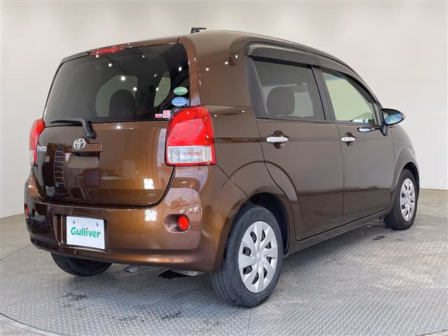 TOYOTA PORTE
