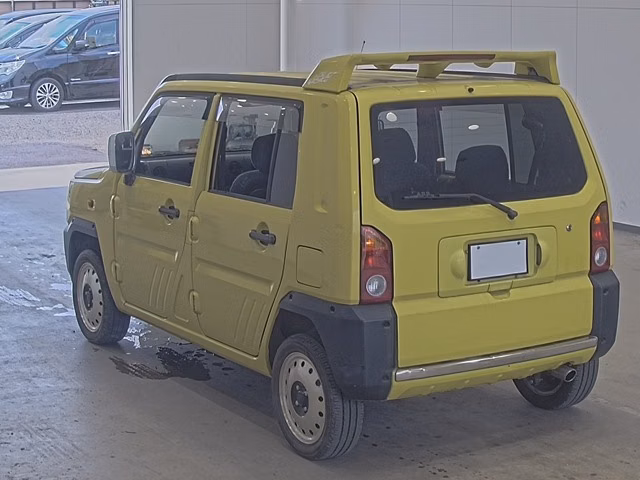 DAIHATSU NAKED