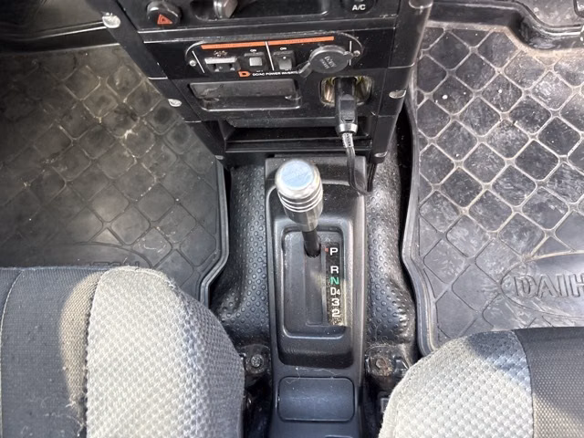 DAIHATSU NAKED