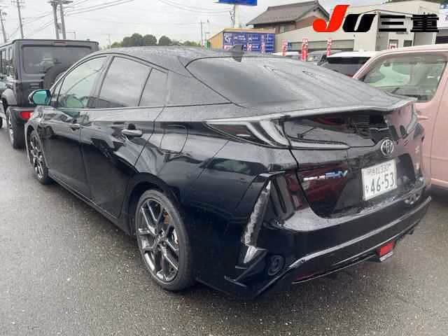 TOYOTA PRIUS PHV