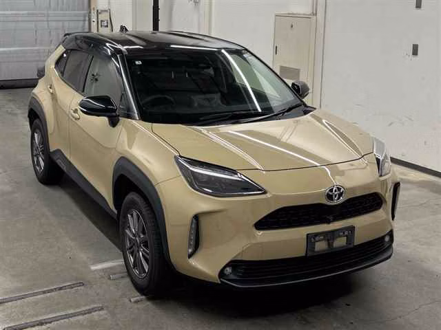 TOYOTA YARIS CROSS