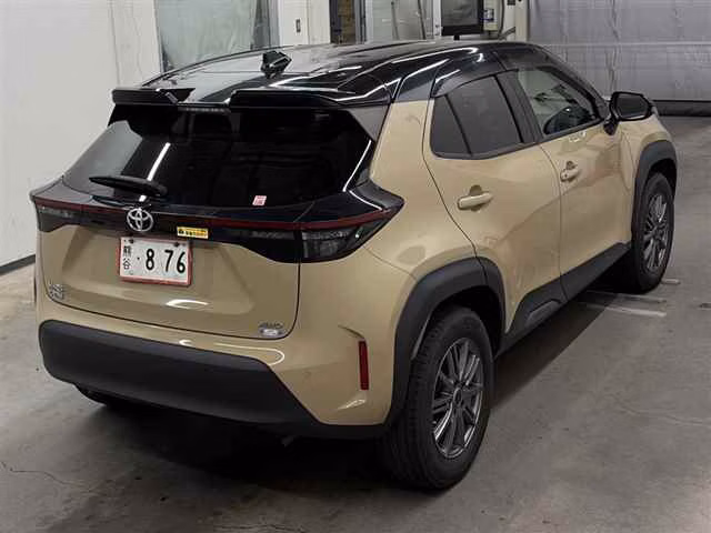 TOYOTA YARIS CROSS