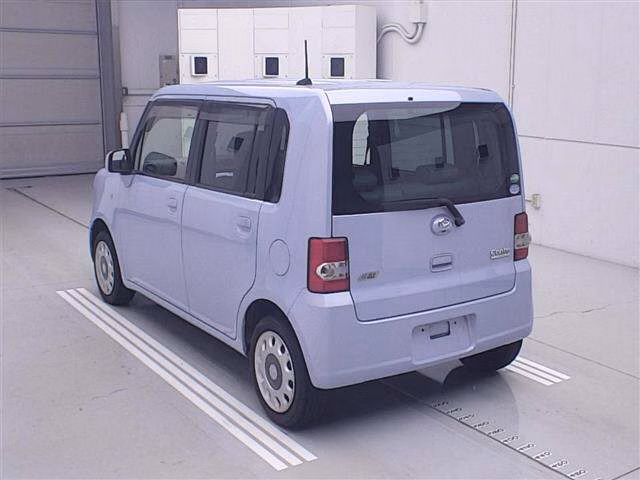 DAIHATSU MOVE CONTE