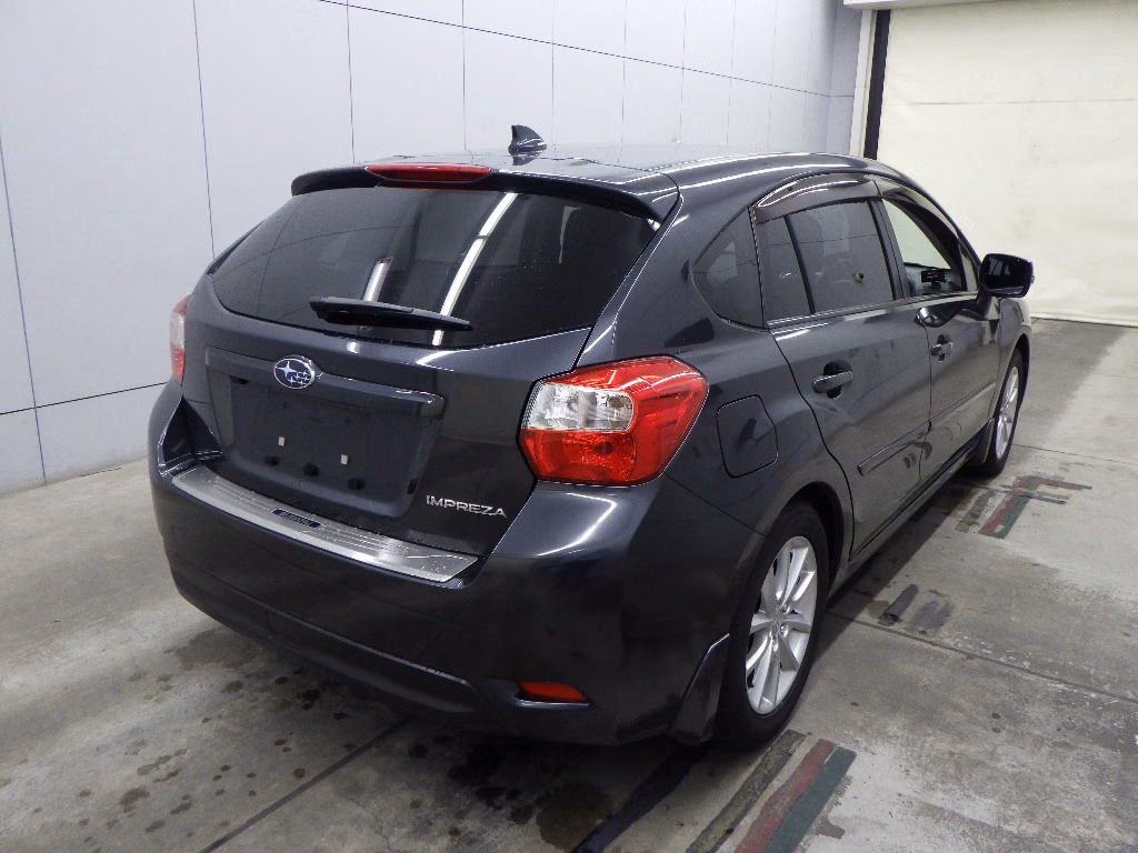 SUBARU IMPREZA