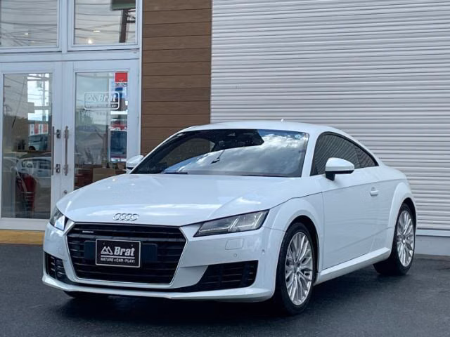 AUDI TT