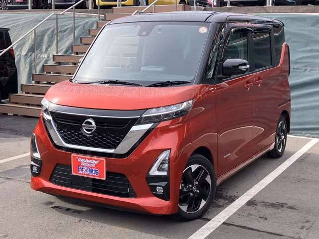 NISSAN ROOX