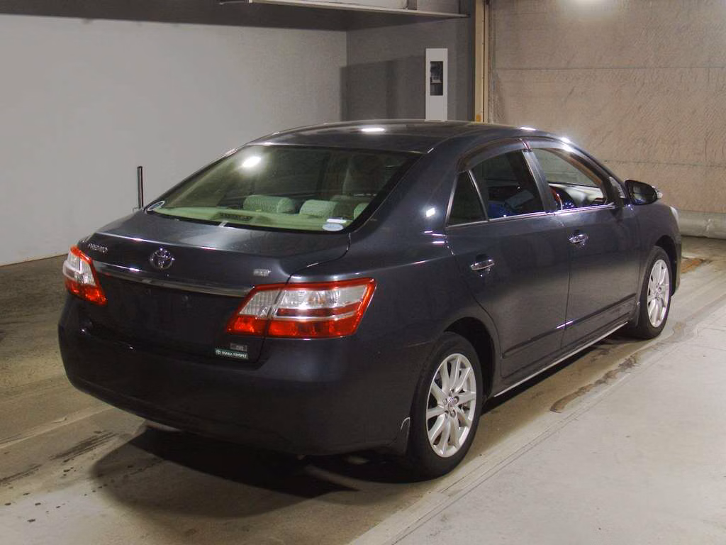TOYOTA PREMIO