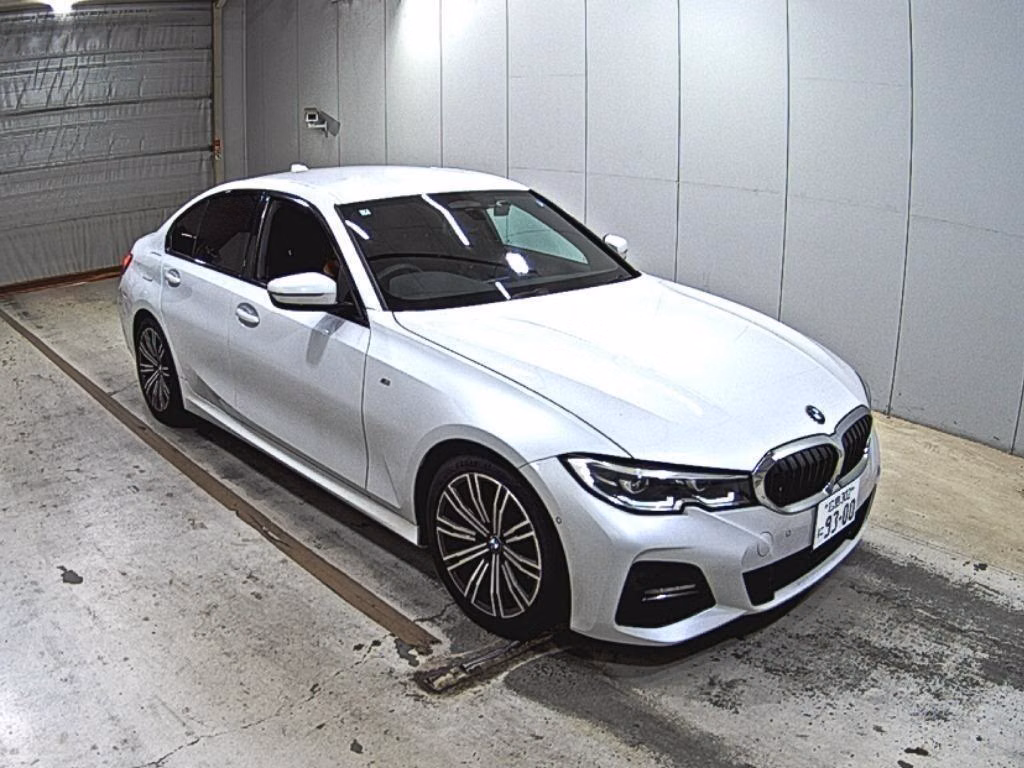 BMW 3-SERIES