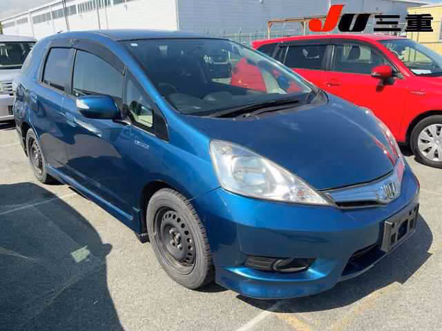 HONDA FIT SHUTTLE