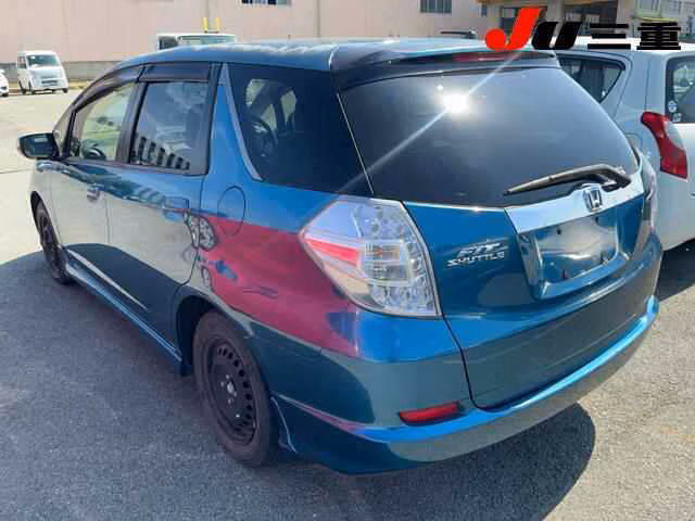 HONDA FIT SHUTTLE