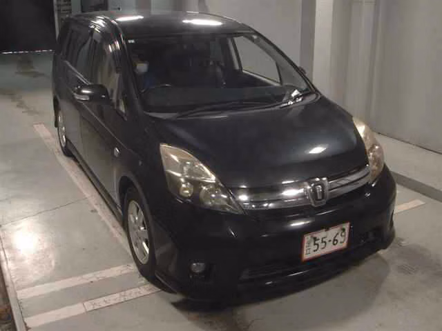 TOYOTA ISIS