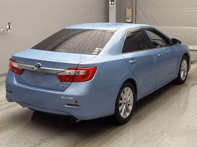 TOYOTA CAMRY