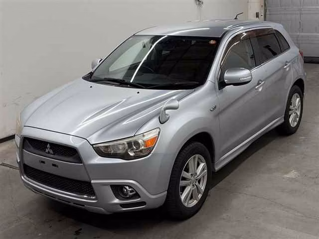 MITSUBISHI RVR