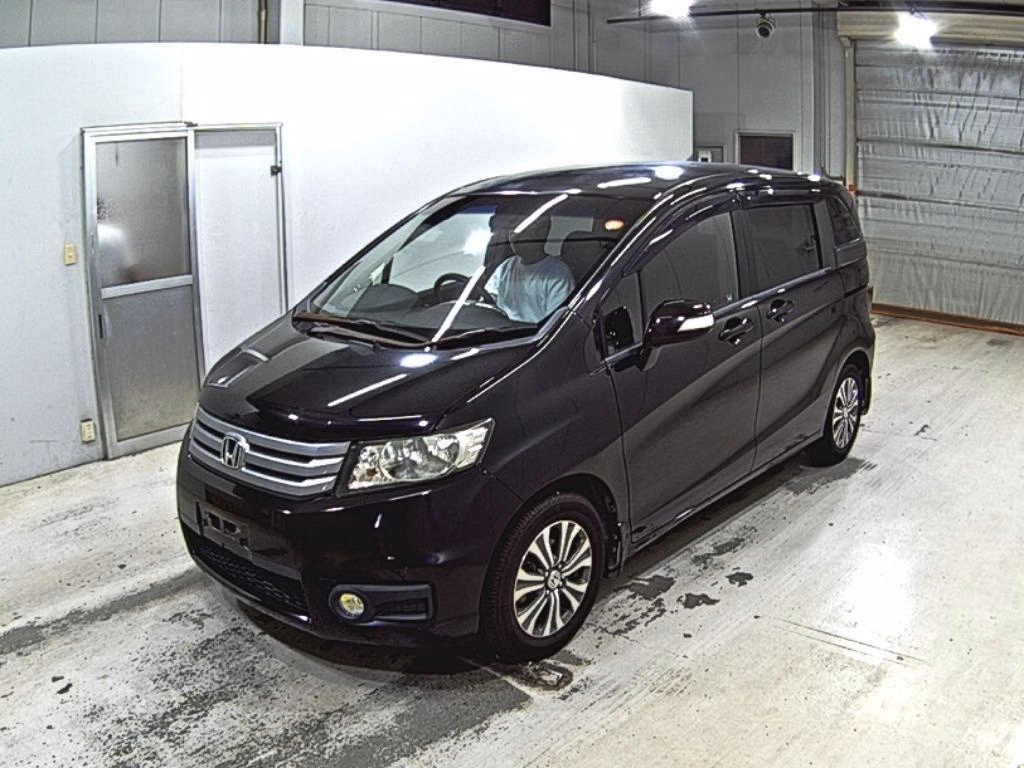 Honda Freed Spike