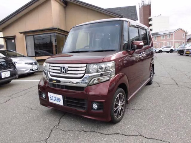 HONDA N-BOX