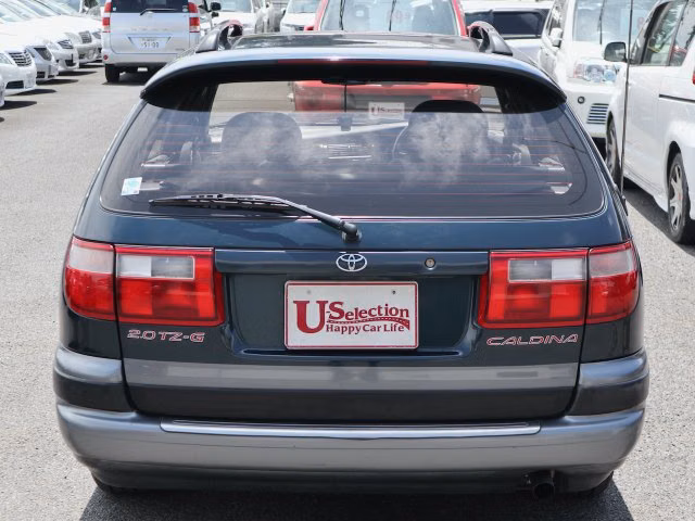 TOYOTA CALDINA