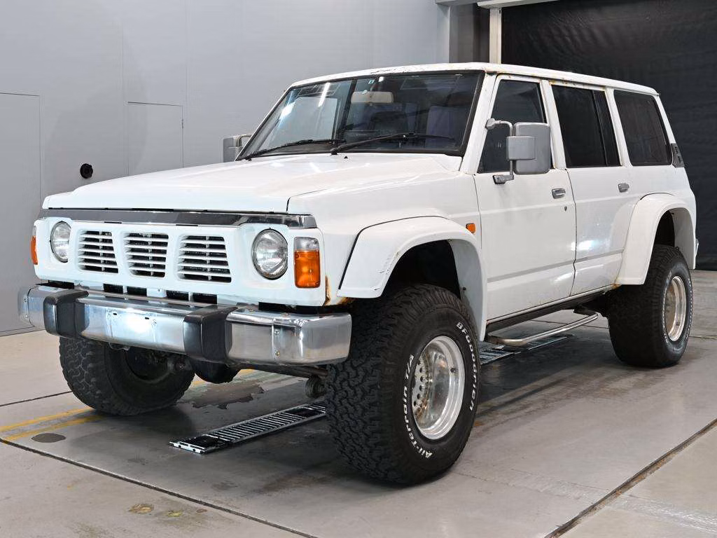 NISSAN SAFARI