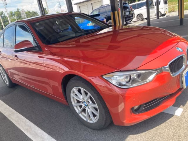 BMW 3-SERIES