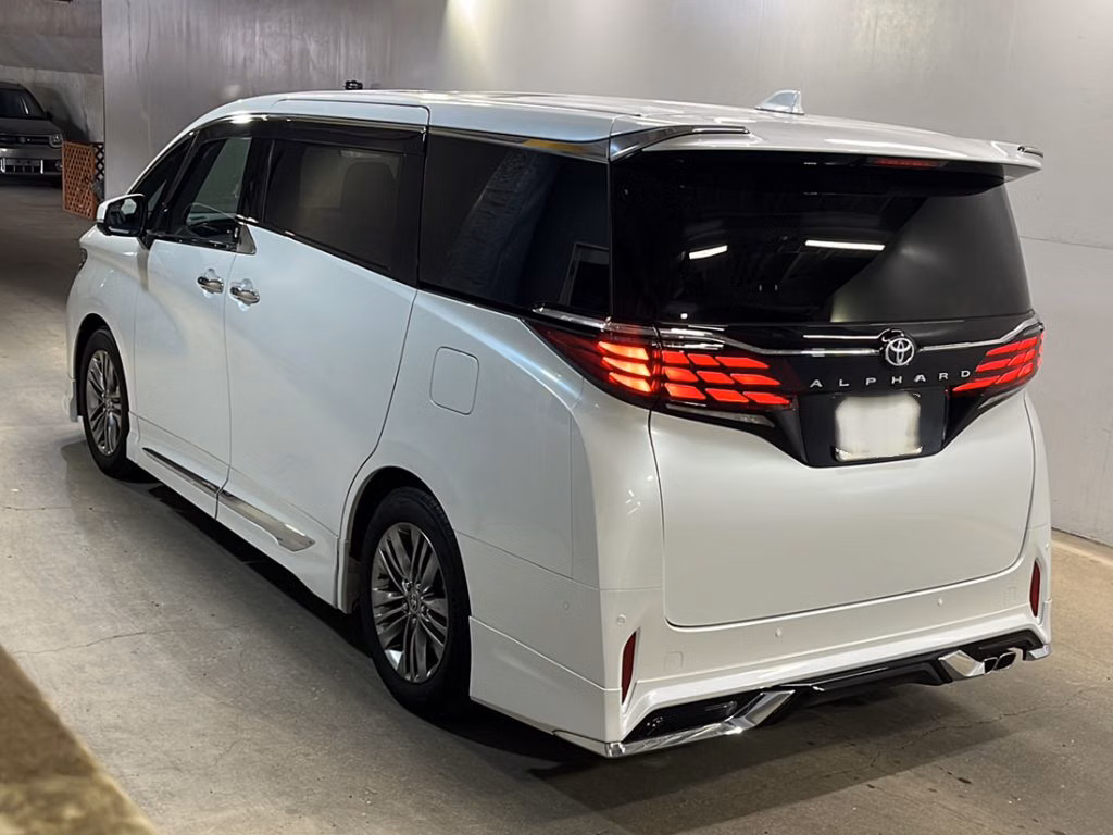 TOYOTA ALPHARD