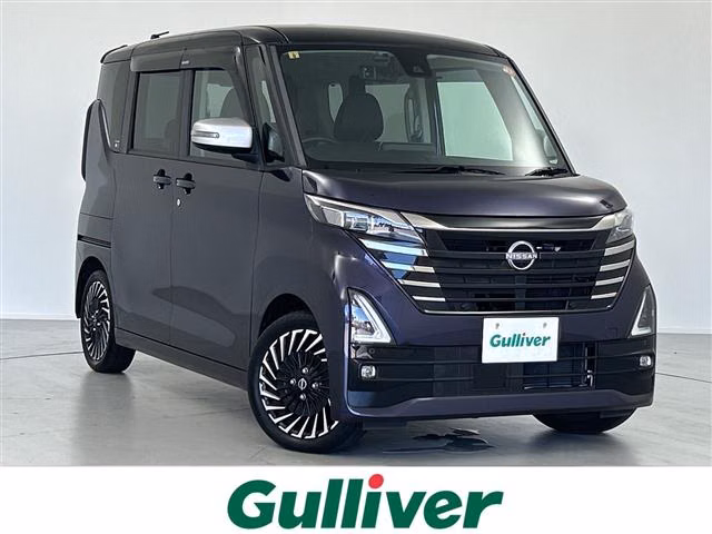 NISSAN ROOX