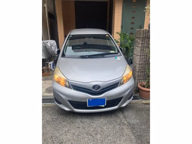 TOYOTA VITZ