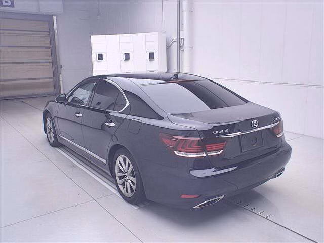 LEXUS LS460