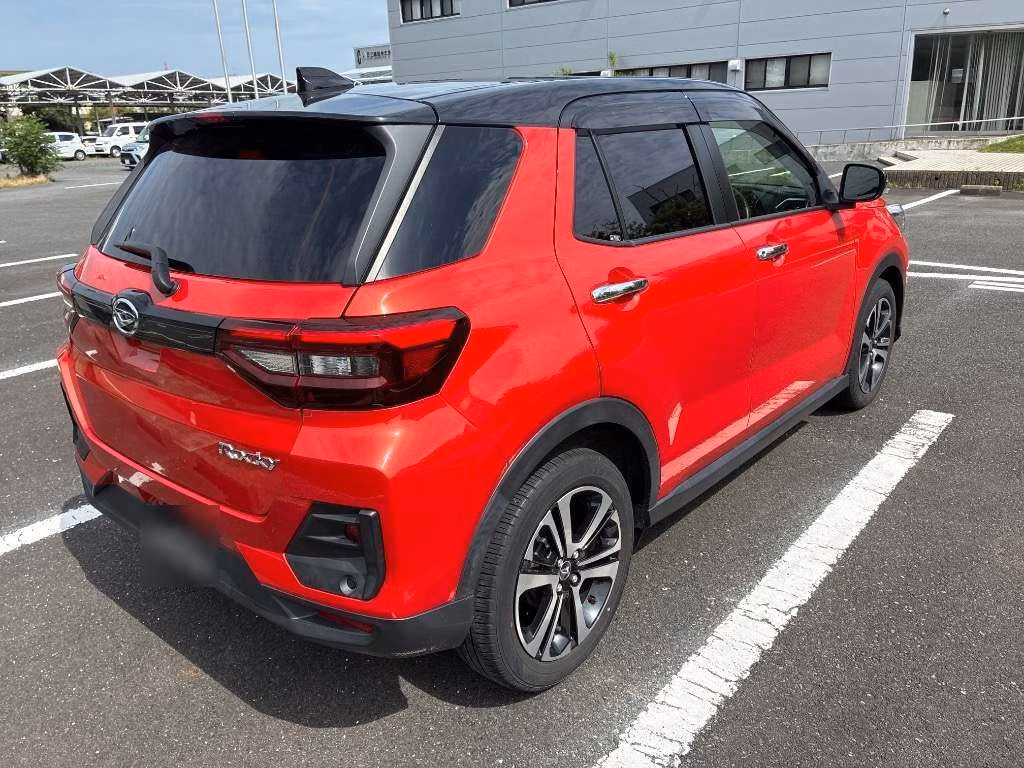 DAIHATSU ROCKY