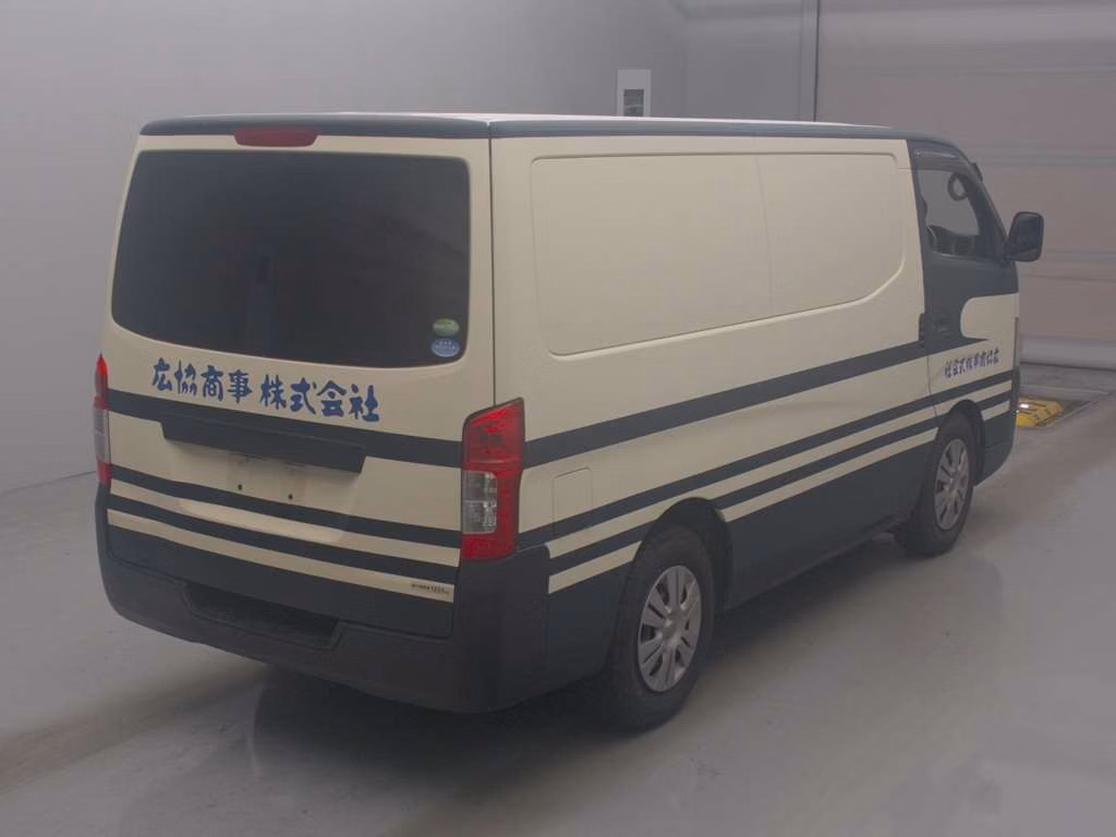NISSAN NV350 CARAVAN