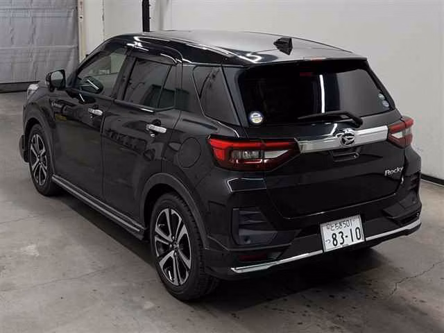 DAIHATSU ROCKY