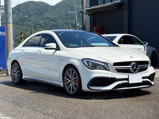 MERCEDES-BENZ CLA-CLASS