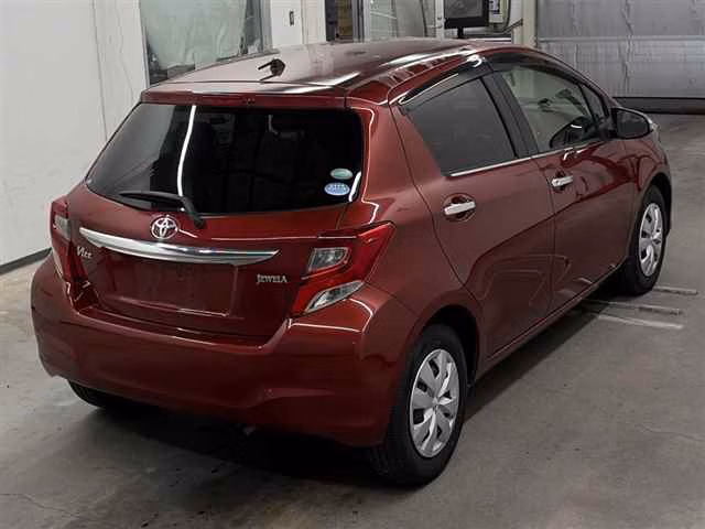 TOYOTA VITZ