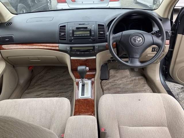 TOYOTA PREMIO