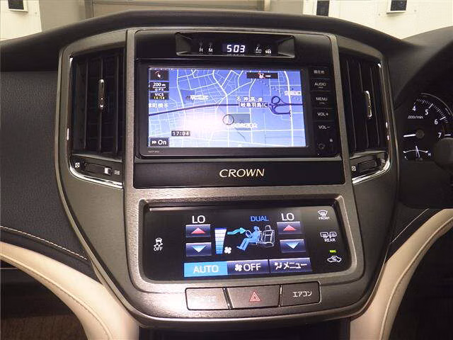 TOYOTA CROWN