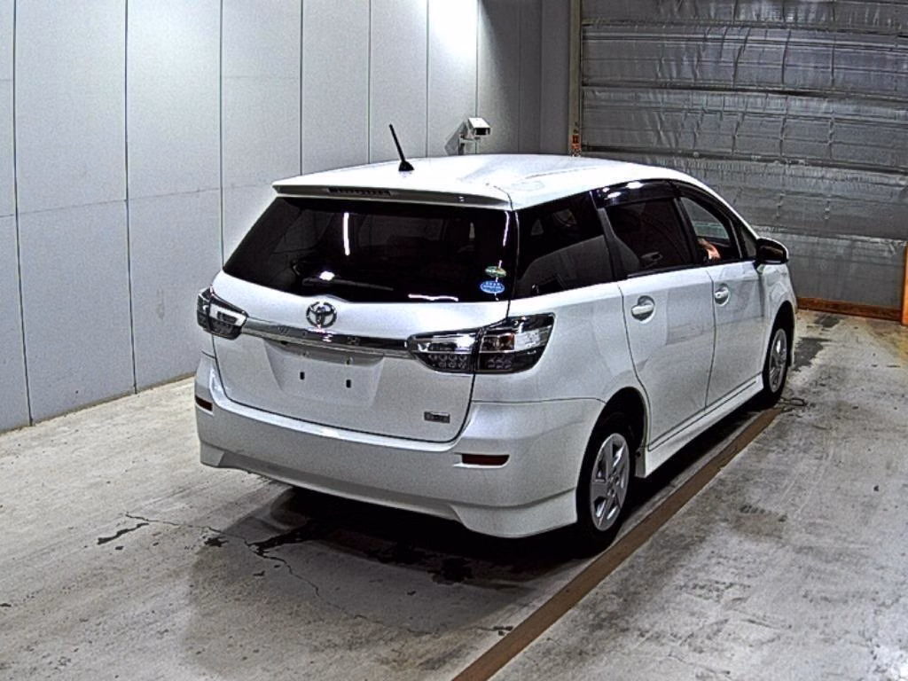 TOYOTA WISH