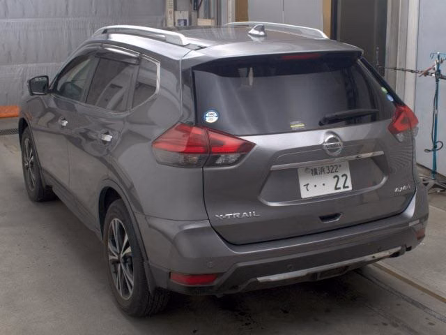 NISSAN X-TRAIL
