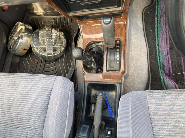 TOYOTA HILUX SURF