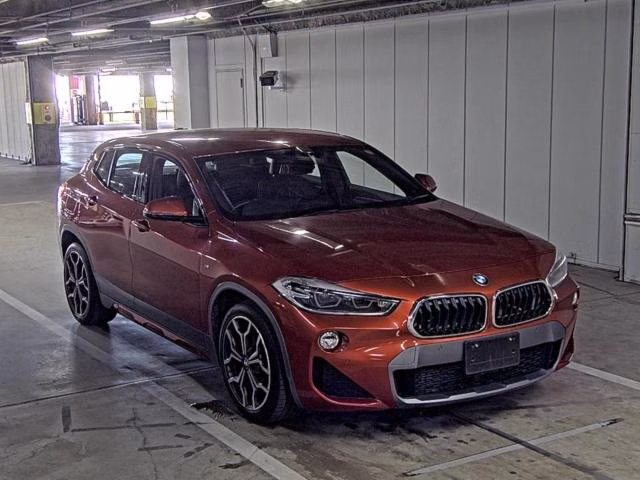 BMW X2