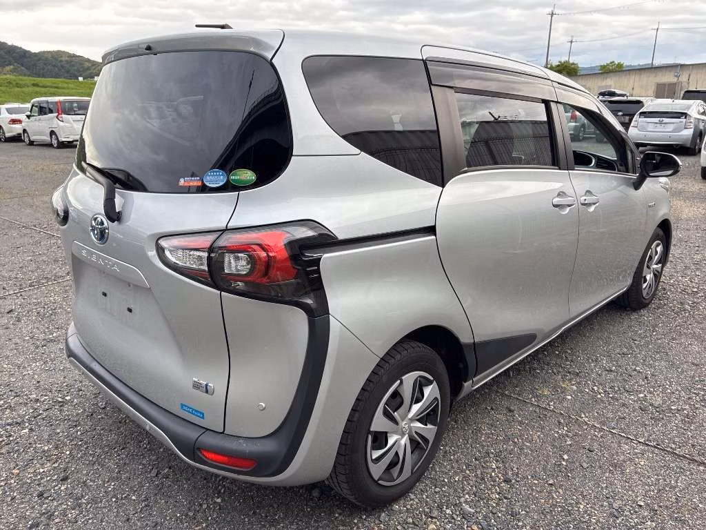 TOYOTA SIENTA