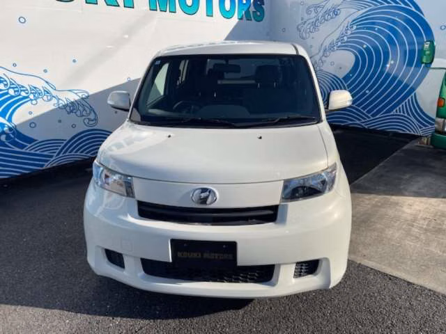 TOYOTA BB