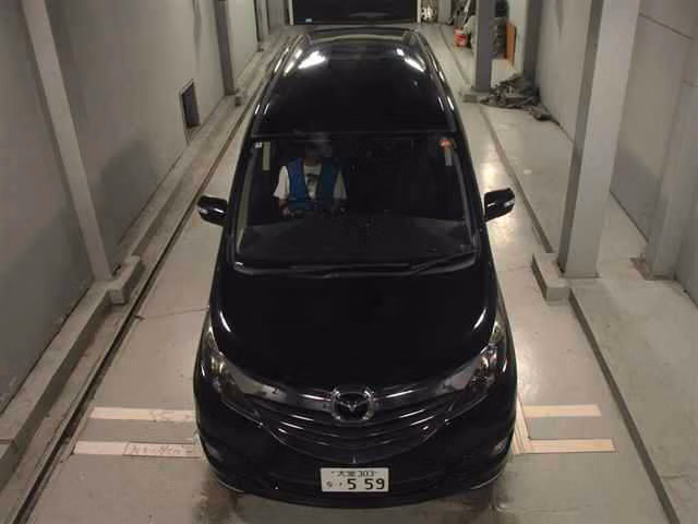 MAZDA BIANTE