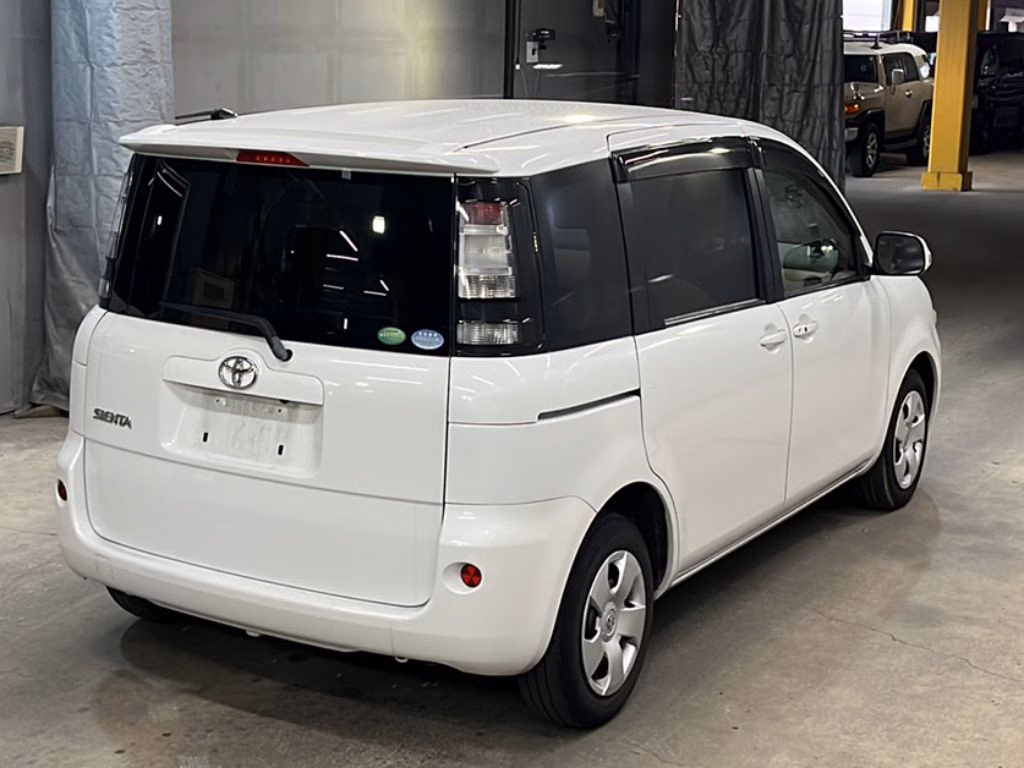 TOYOTA SIENTA