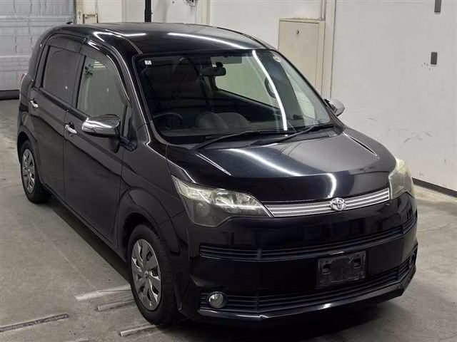 TOYOTA SPADE