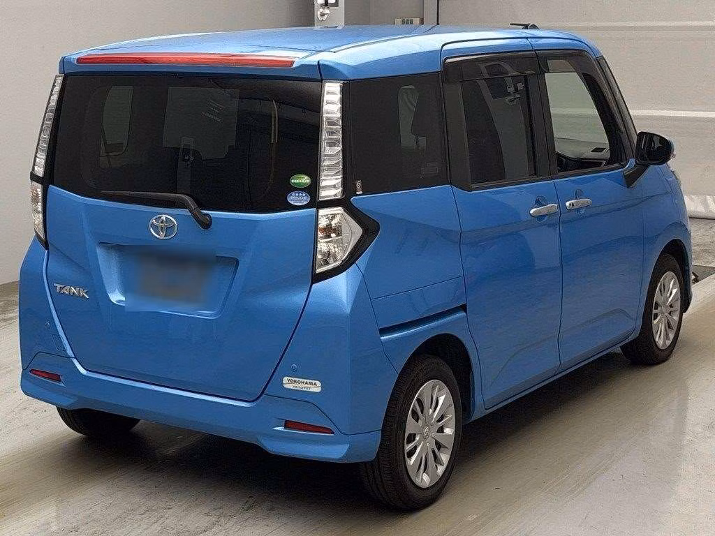 TOYOTA TANK