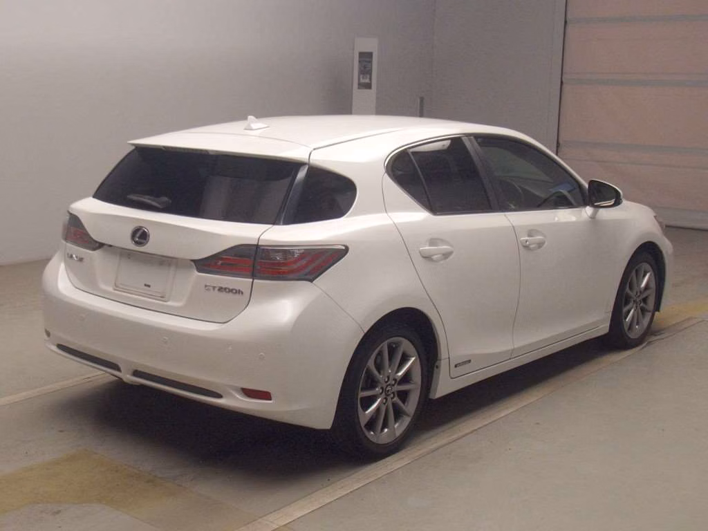 LEXUS CT200H