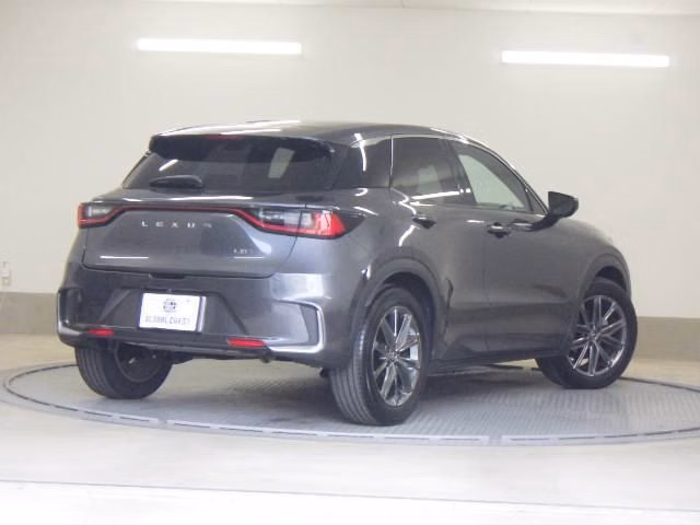 LEXUS LBX
