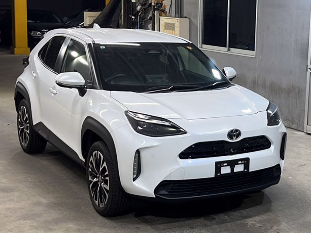 TOYOTA YARIS CROSS