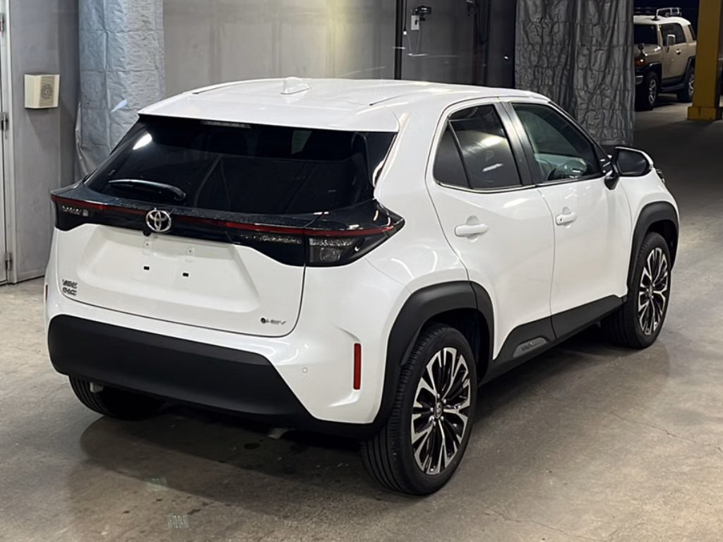 TOYOTA YARIS CROSS
