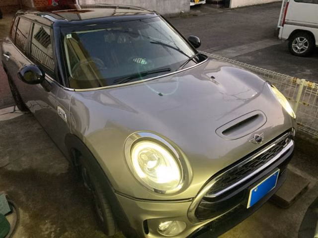 MINI CLUBMAN