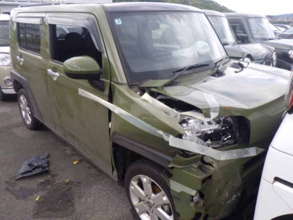 DAIHATSU TAFT